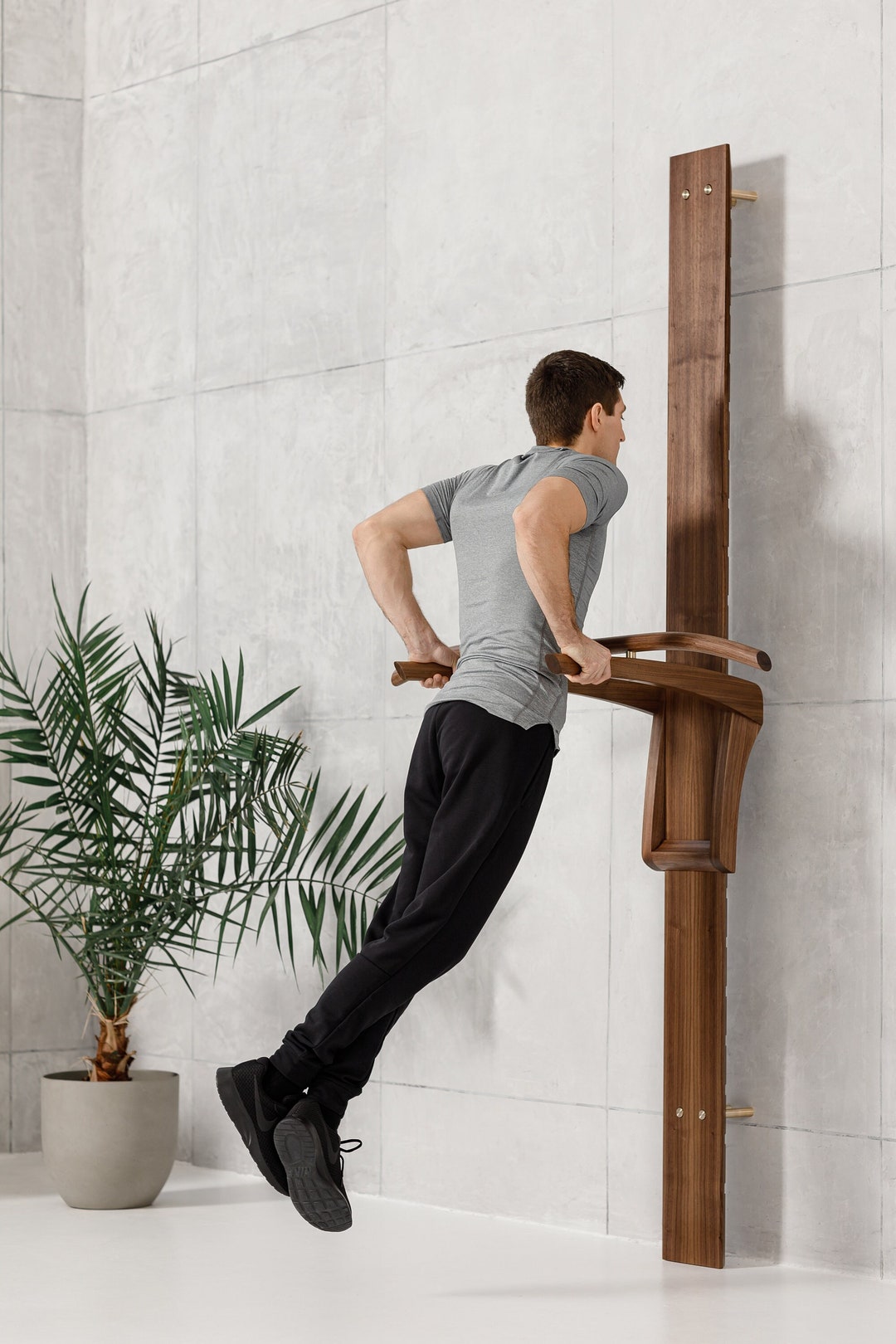 Pull up & Dip Station BOW™ Designer Power Tower, Luxury Pull up Bar, High  End Home Gym Equipment 
