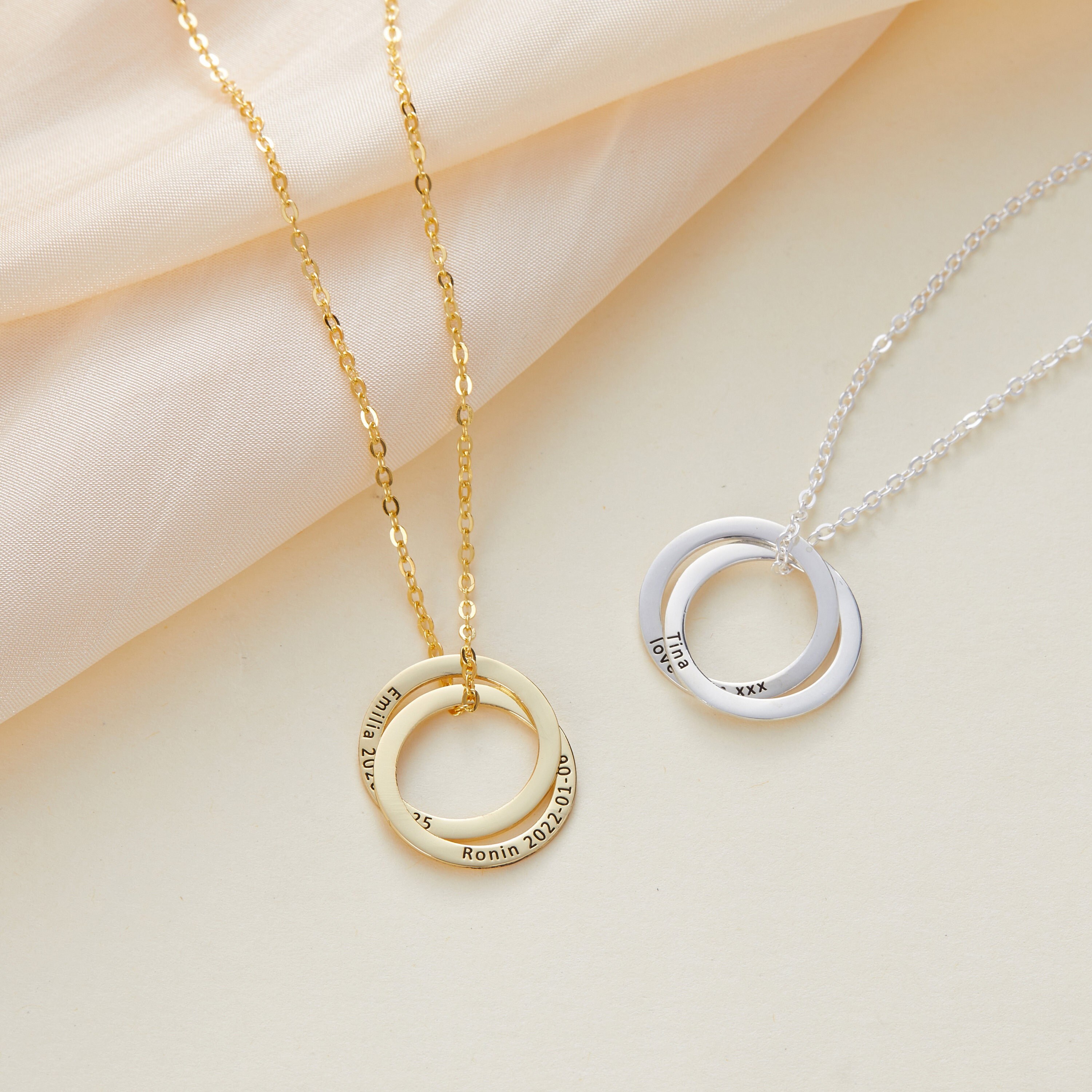 Engraved interlocking circle necklace deals