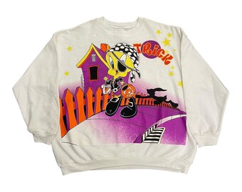 Looney Tunes Tweety Pie Trick or Treat Sweatshirt – XL