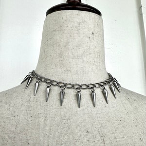 Spike Choker