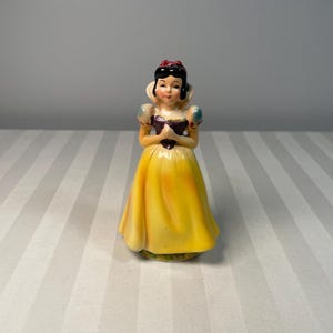 Snow White Disney Snow White And The Seven Dwarves Japan Ceramic Figurine