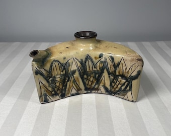 沖縄コザ焼 コザ焼 沖縄やちむん 赤花文茶葉壺 胡差焼赤絵花文茶壺 - Etsy 日本