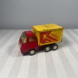 Vintage 1970s Tonka 5&quot; Mini Box Dump Delivery Truck