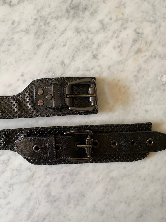 Vintage Black BURBERRY Leather Belt With Hardware and Lattice