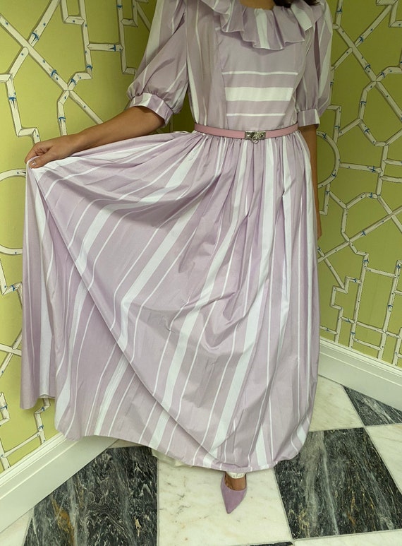 1980's Lilac and White Frill Collar Candy Stripe … - image 6