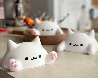 Adorably Kawaii Bango Cat Desk Toy and Decor