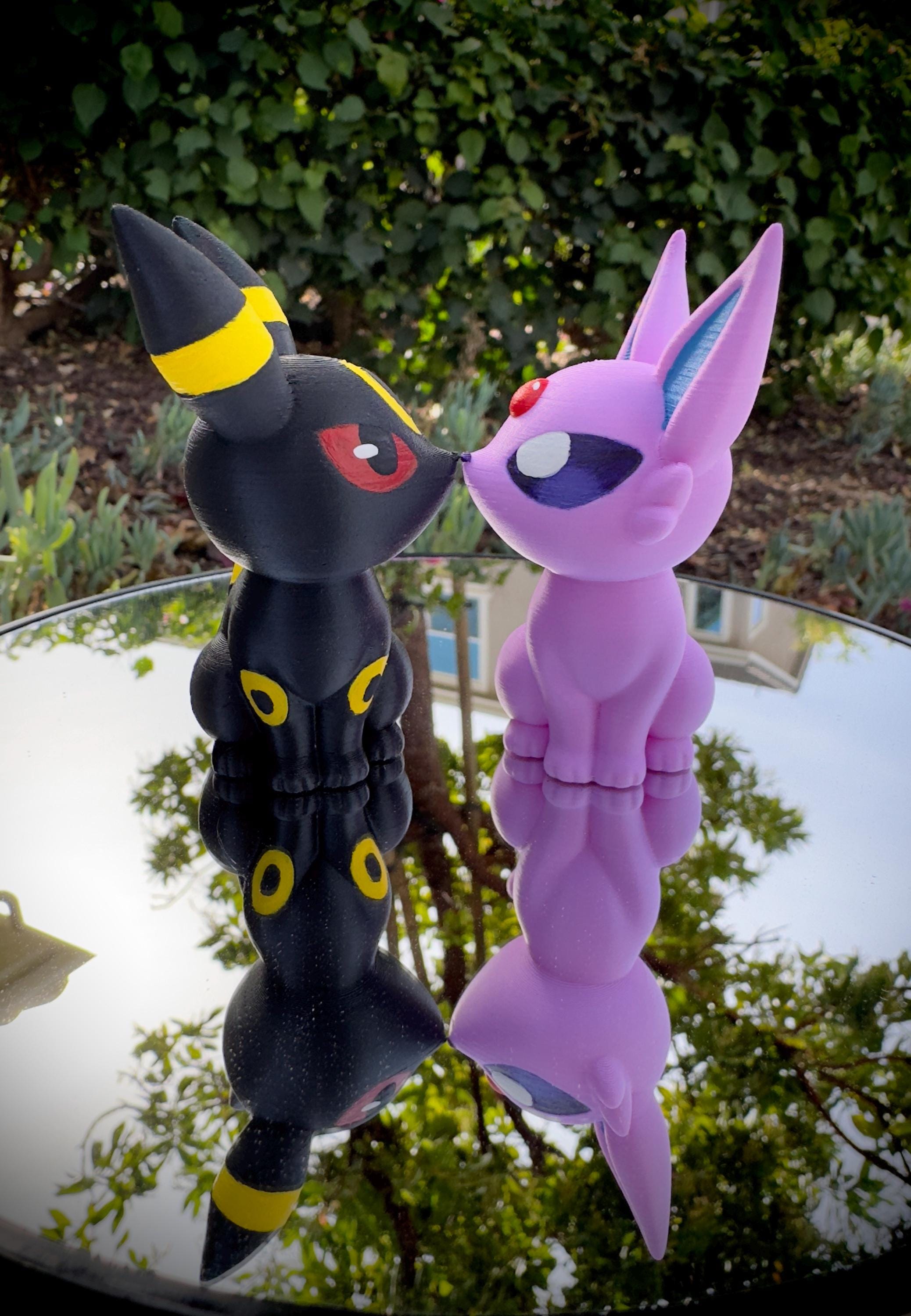Valentine/Wedding Cake Topper: Espeon and Umbreon  (3D printed - Full Color and Ready to Paint Options)