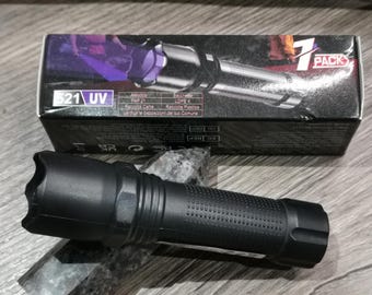 Lampe UV Rechargeable + Cordon USB / Idéal pour découvrir les minéraux Fluorescent -> Yooperlite / Rubis Zoïsites / Septaria