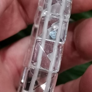 Quartz Cristal de roche , translucide top qualité , perle carré a facette image 1