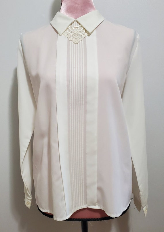 Vintage White Blouse with Lace Collar by Rhapsody - image 1