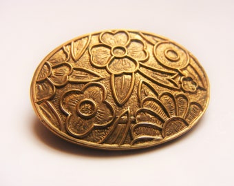 Vintage Brooch with Flowers Design on Gold Tone Metal