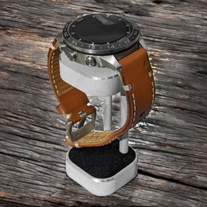 Aluminum Garmin MARQ 2 Smartwatch Charging Stand