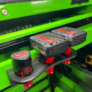 Milwaukee M12 Magnetic Battery Holder