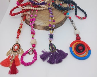 Colorful women's necklaces