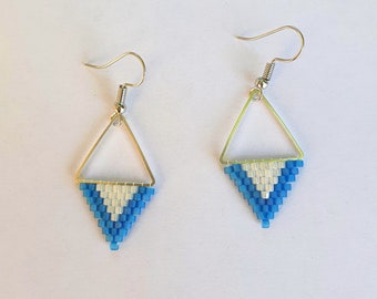 Blue and White Beaded Earrings, Triangle Earrings, Boho Style Beaded Jewelry, Seed Bead Earrings, Geometric Earrings, Bohemian Earrings