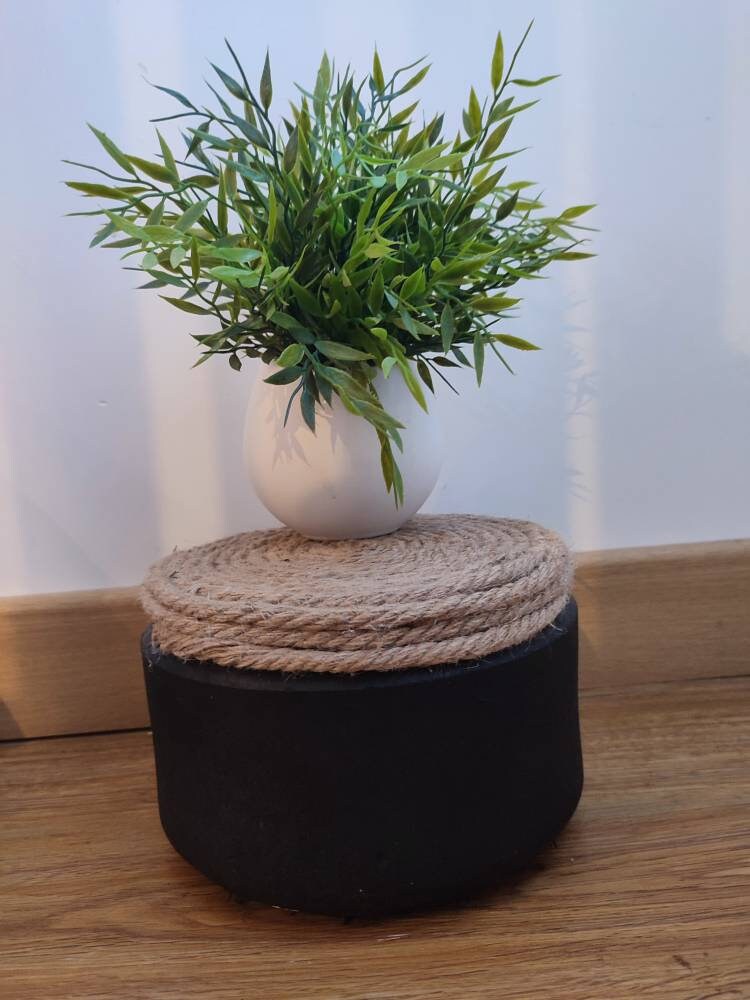 Support Pour Plante et Décoration d'intérieur Fait Main Original en Corde Naturelle Pneus
