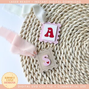 Valentinstag Stempel Liebe Geschenk Initiale Name Tag SVG | Herz-Tag-Svg | Valentinstag Kinderkorb Anhänger | Valentinstag Laser geschnitten SVG-Datei