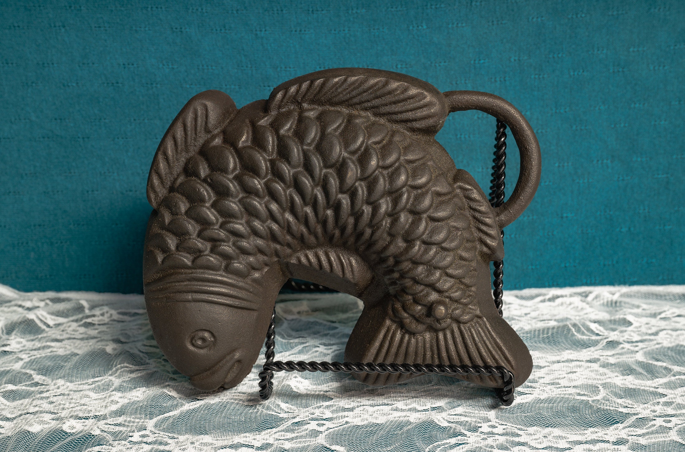 Cast Iron Fish Mold With Handle Unmarked Cake Mold Baking Etsy