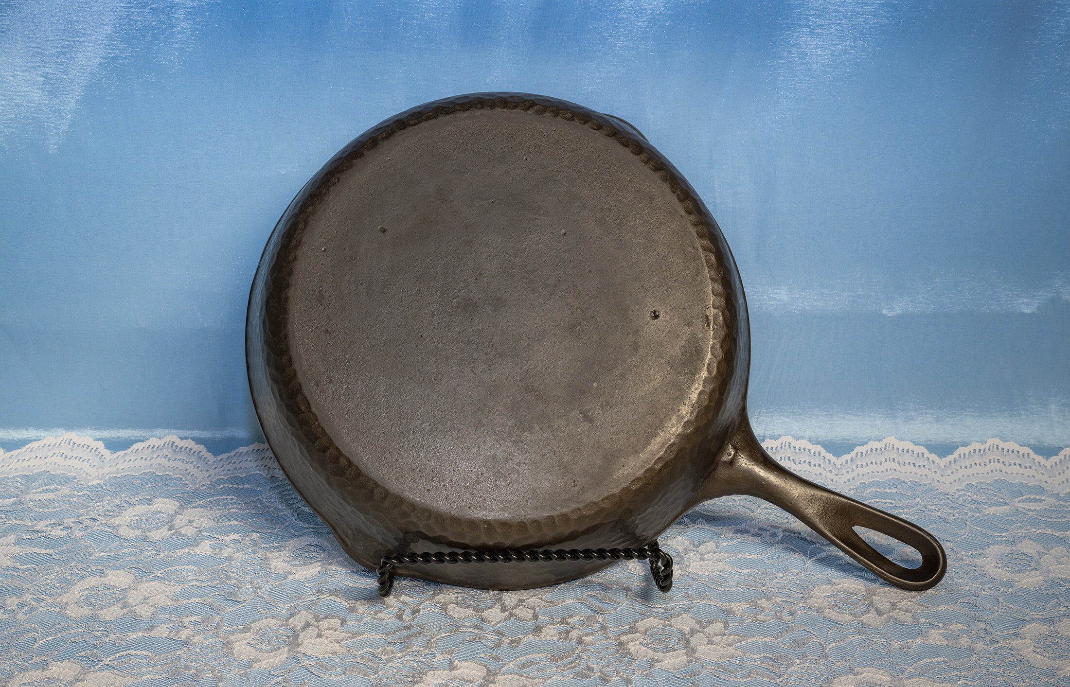 No.8 Hammered Wagner Unmarked Cast Iron Skillet Etsy