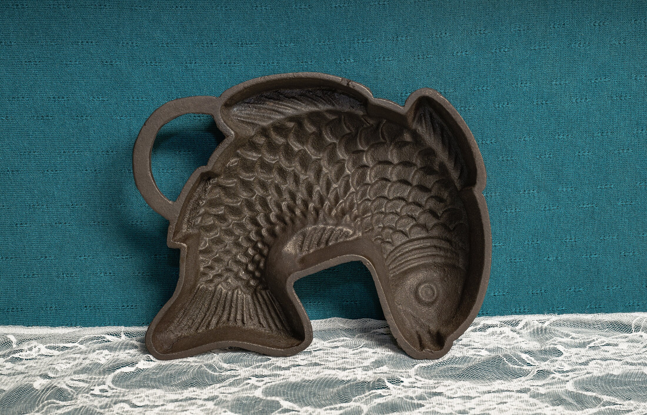 Cast Iron Fish Mold With Handle Unmarked Cake Mold Baking Etsy