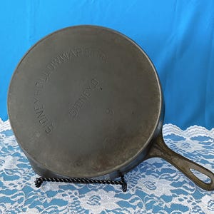 No. 9 Sidney Hollow Ware Co. Sidney, Ohio, Cast Iron Skillet, Outset Heat Ring, Nickel Plated