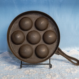 Sold at Auction: Vintage Aebleskiver Cast Iron Pan #2 Made in USA Danish  Pancake Ebleskiver, EC