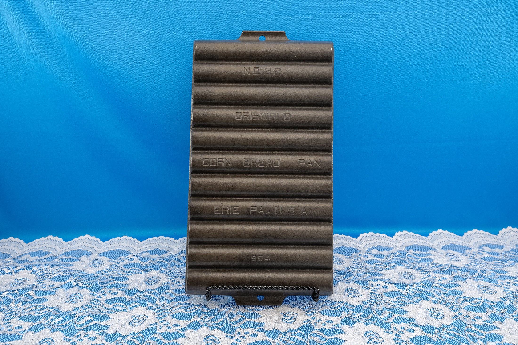 Griswold Corn Bread Pan Cast Iron 22