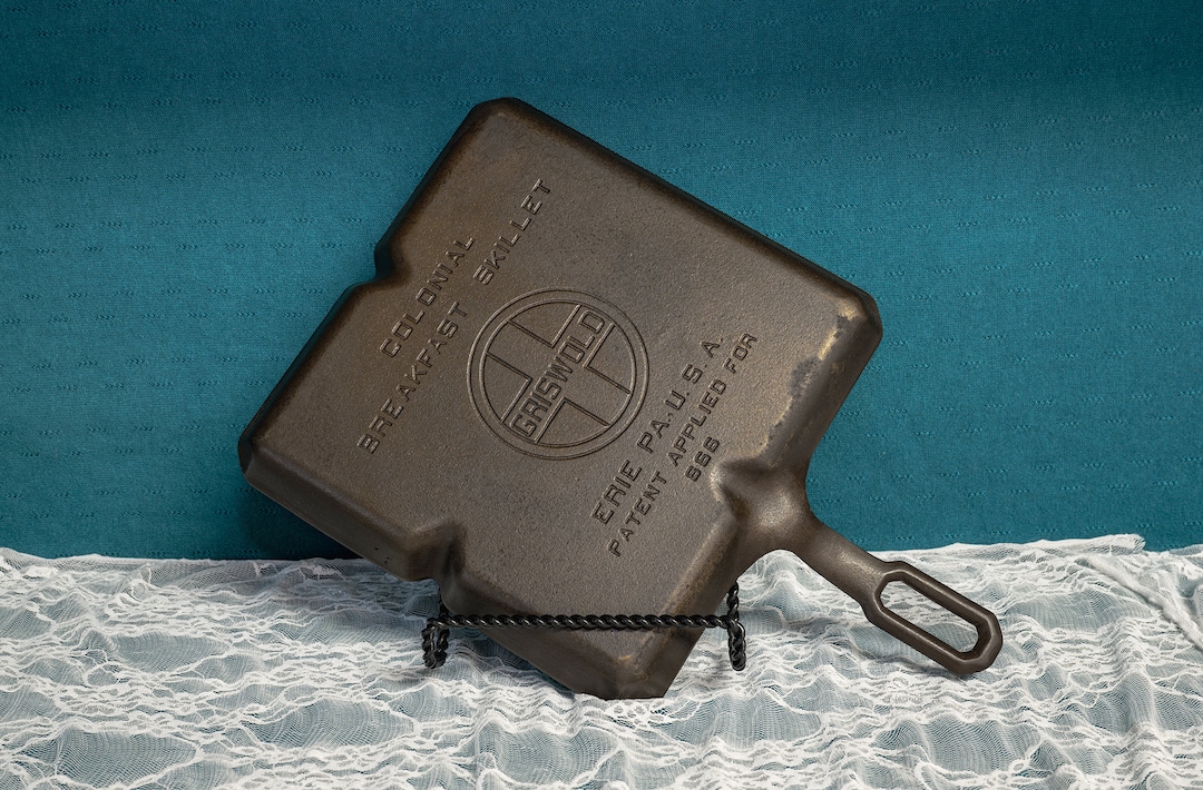 Griswold Colonial Breakfast Skillet Divided Cast Iron Skillet Etsy