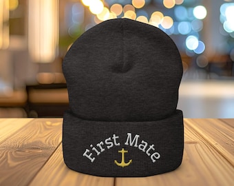 Erster Maat Mütze | Spaß Bootfahren bestickt Cuffed Beanie | Geschenk für Seeliebhaber