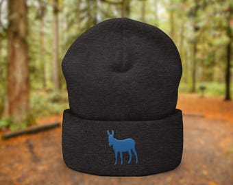 Blauwe ezelmuts | Eenvoudige politiek geborduurde beanie met omslag | Cadeau voor democraten