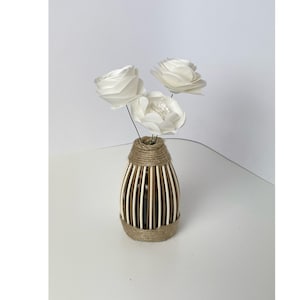 Vaso bambu’ con fiori di carta, decorazione casa japandi, fiori origami