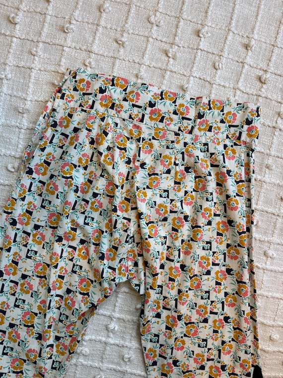 1930s Vintage Cotton Beach Pajama Floral Pants wi… - image 2