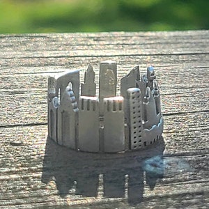 Vintage New York City skyline ring image 1