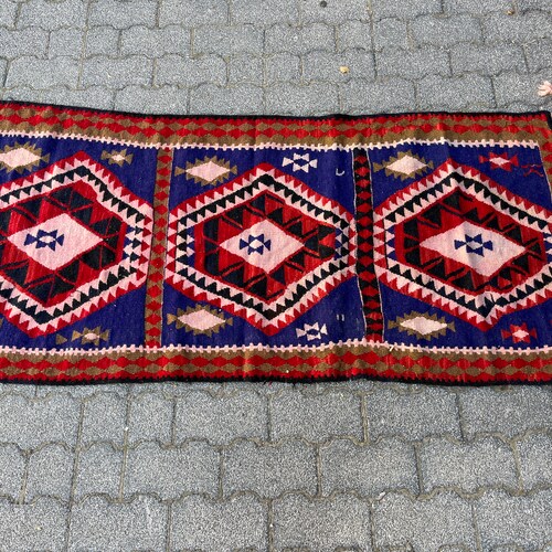2.5x5.5 ft. kilim rug, turkish rug, hallway shops rug, tribal rug, boho rug, runner rug, indian rug, mexican rug, morrocan rug, farmhouse rug