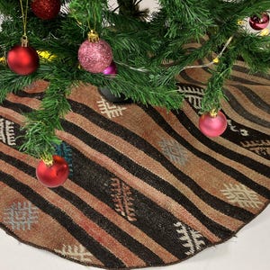 36&quot; kilim christmas tree skirt, handmade rug tree skirt, boho christmas tree skirt, pine tree skirt, vintage christmas decoration