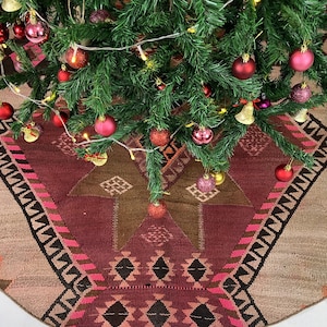 60&quot; kilim christmas tree skirt, handmade tree skirt, holiday tree skirt, rustic christmas gifts, turkish rug christmas tree skirt