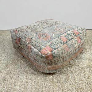 turkish pouf 24x24x8, kilim floor cushion, footstool, moroccan ottoman pouf, rug floor cushion, meditation pouf, moroccan cushion