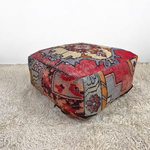 turkish pouf 20x20x8, moroccan kilim pouf, rug floor cushion, yoga cushion, turkish floor pillow, meditation cushion, ottoman pouf