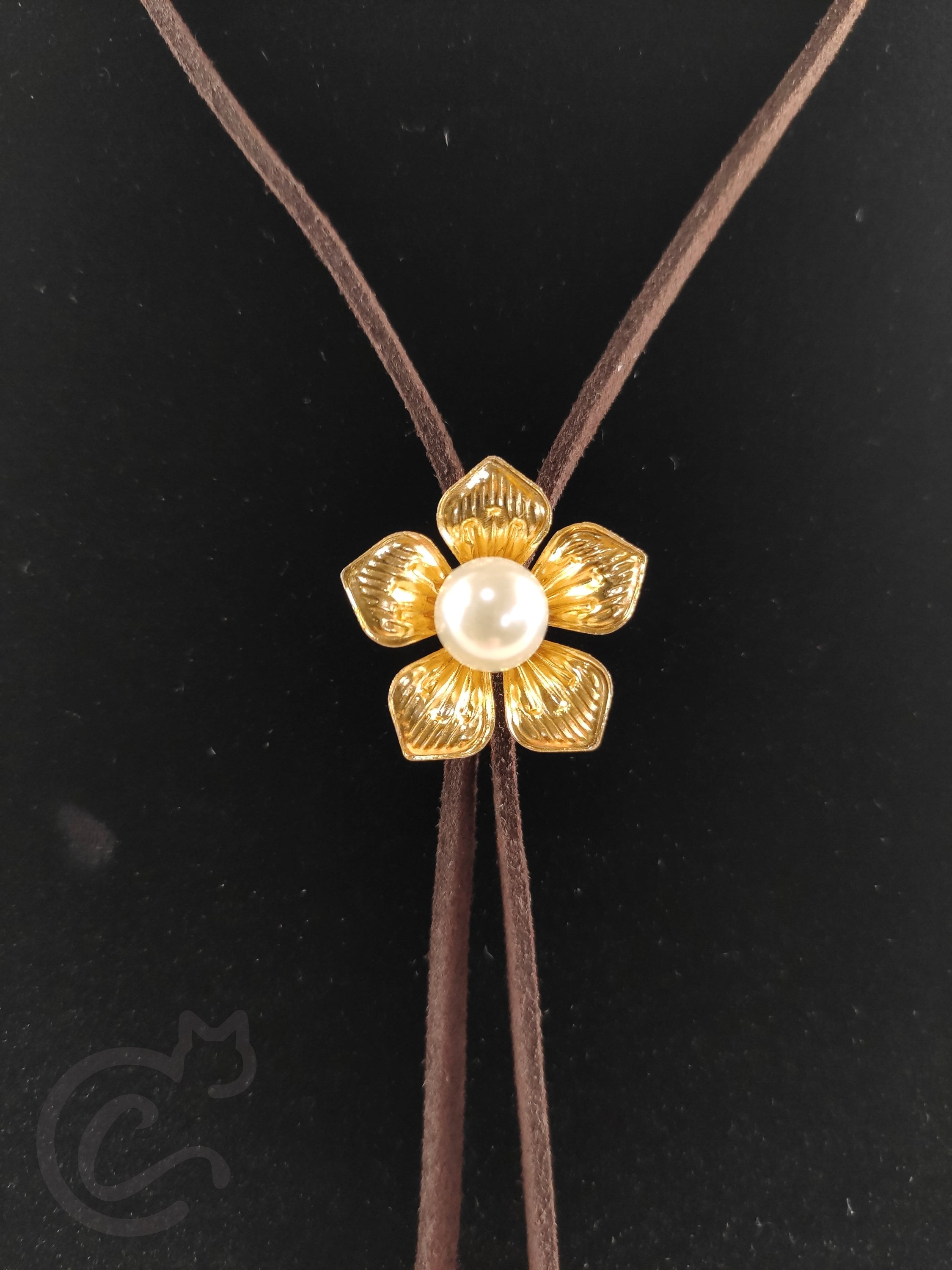 Aerith Flower Necklace – Final Fantasy VII Remake Cosplay, Brass