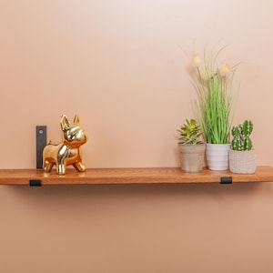 Estantería industrial de roble para plantas, estantería de madera a medida, regalo minimalista para un nuevo hogar.