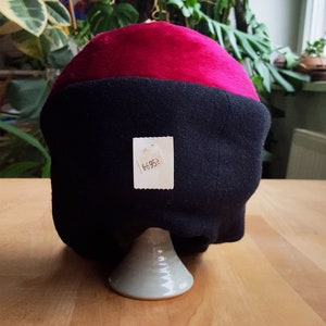 Vintage 50s Dead-stock Pin Up Magenta Pink Fuchsia Black Wool Cap Hat image 3