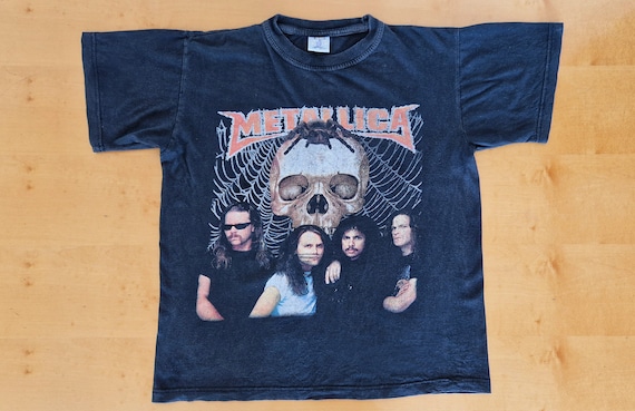 Vintage Early 90s Metallica Skull Spider Tarantula Distressed 