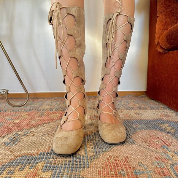 1960s 1970s Gladiator Lace Up Suede Boots Size 39EU