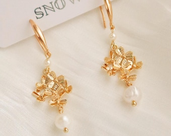 14K Gold Flower Pearl Drop Earrings, Dainty Floral Wedding Jewelry, Bridesmaid Gift, Elegant Gold Pearl Earrings for Women, Handmade Jewelry
