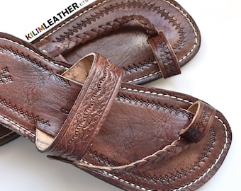 Sandali in pelle marrone scuro: scarpe basse marocchine fatte a mano