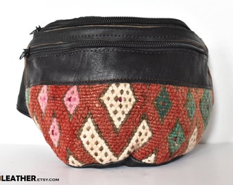 Black leather fanny pack, Unique design