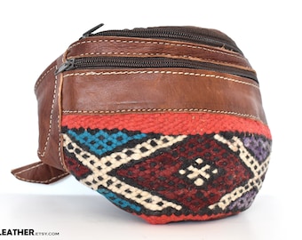 Brown leather fanny pack with purple red and white cotton kilim, unisex unique geometric design, men's fanny pack, women's fanny pack