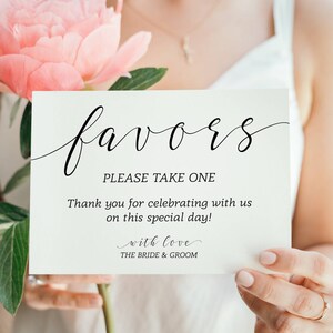 Wedding Favors Sign: Elegant Script, Thank You (Digital Download)