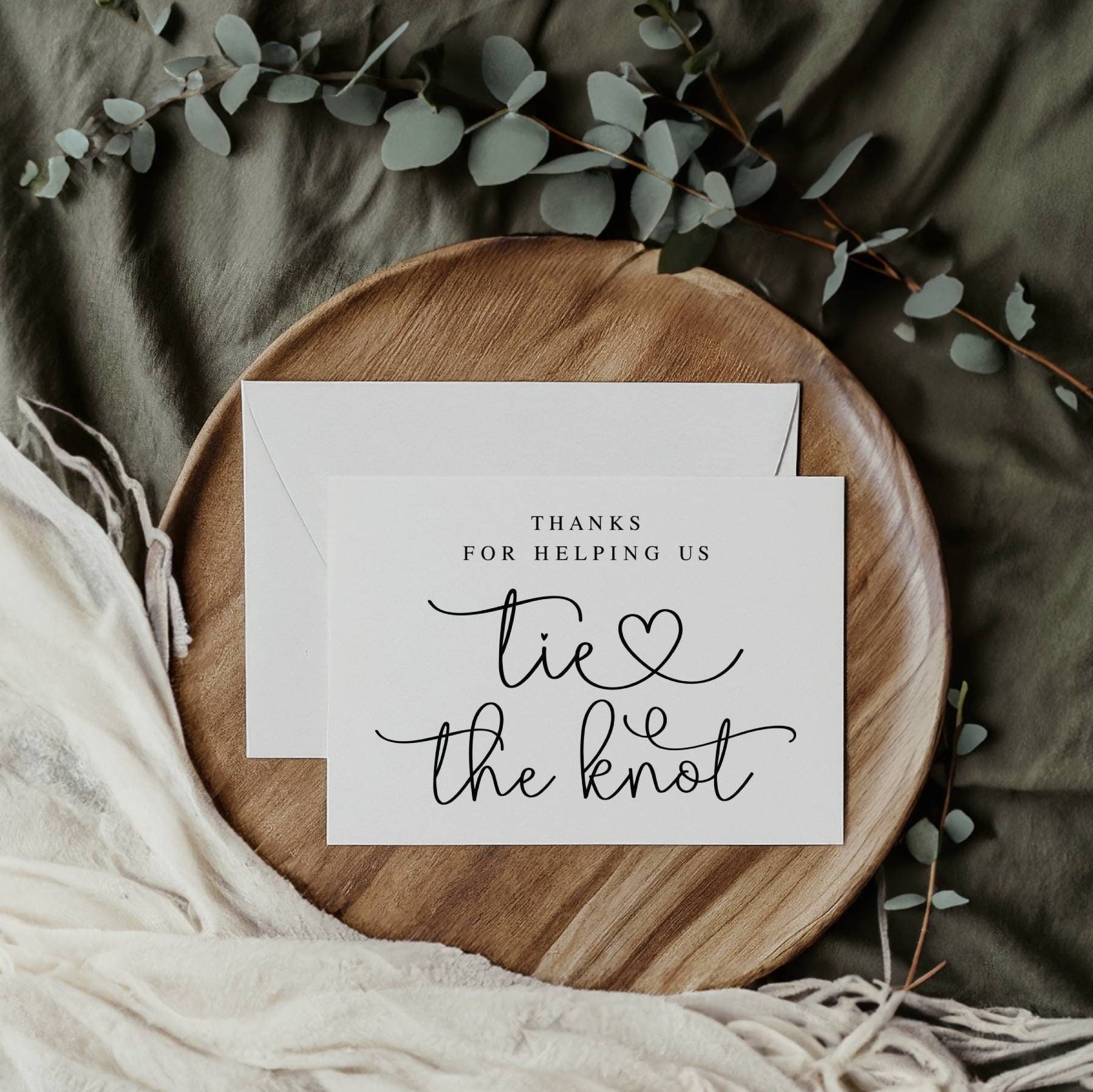 The Knot Yours Truly: Inspiration and Ideas to Personalize Your Wedding [洋書] Amazon.com: The Knot Yours Truly: Inspiration and Ideas to
