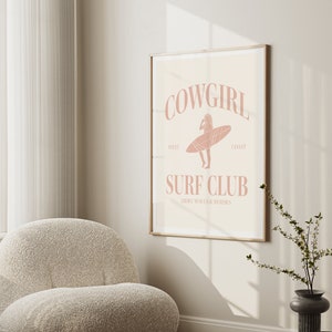 Impresión de pared de vaquera costera, decoración de habitación occidental, cartel de vaquera rosa, decoración de pared de apartamento, dormitorio universitario, impresión de pared de playa de vaquera preppy rosa